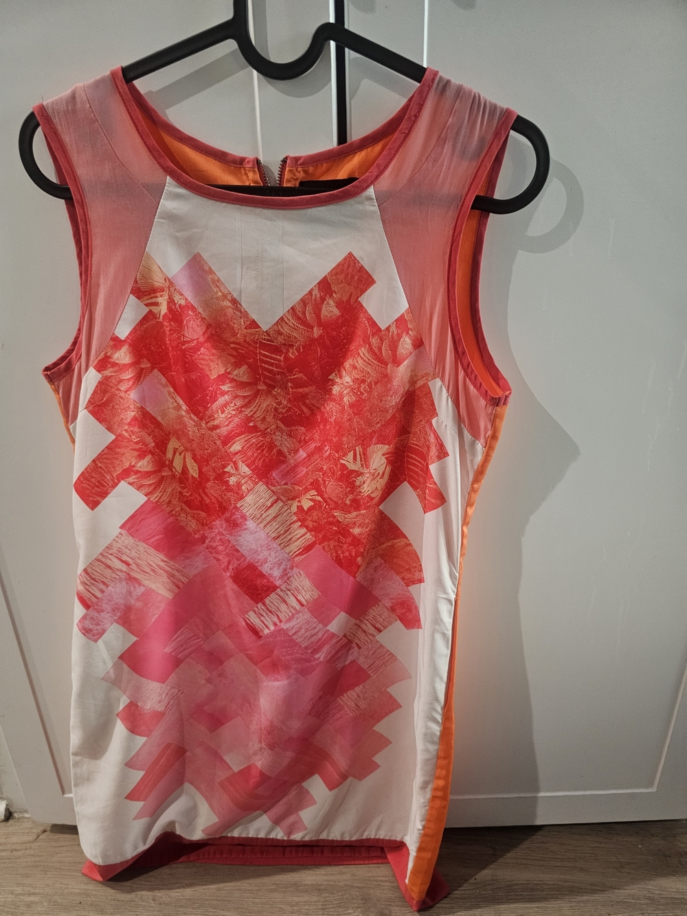 Sleeveless Pink & Orange Patterned Women's Top